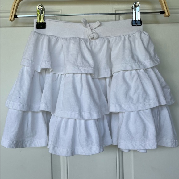 Minoti Other - •Minoti• Girls Knit Ruffle Skirt in White - Size 4
